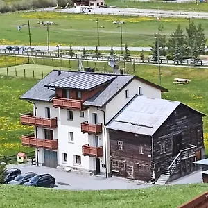 https://wood-apartments.it-lombardy.com