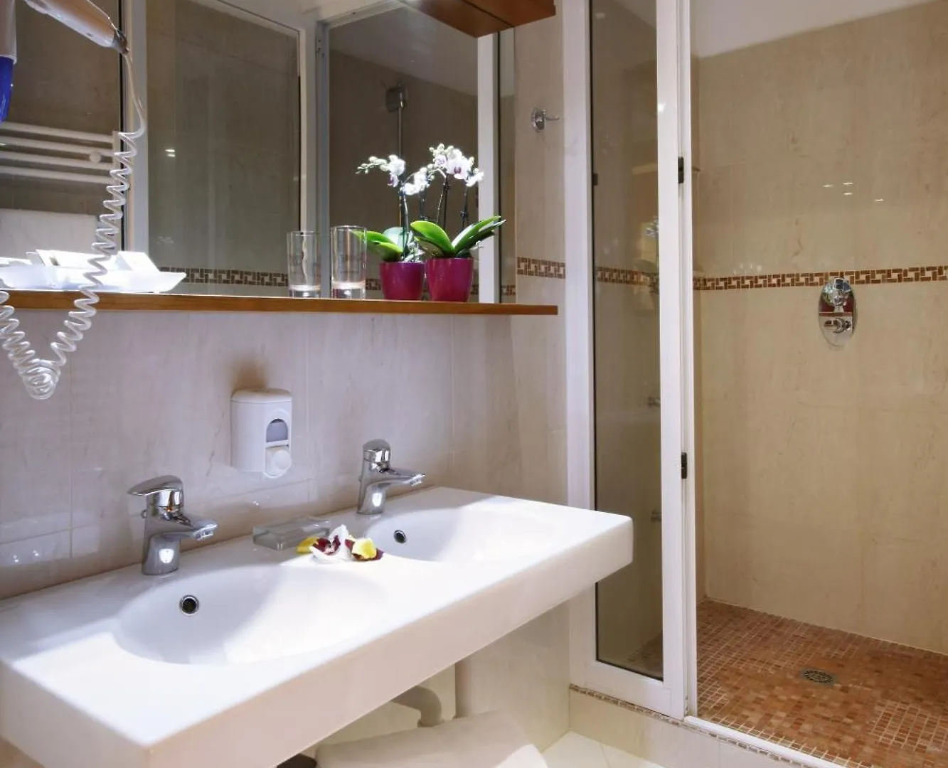 ****  Hotel Ristorante Toscana Alassio Italy